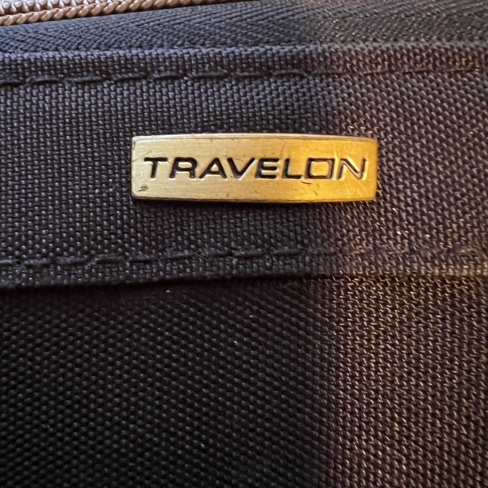 Travelon wallet in black. Zipper close. Wristlet strap. Great for travel. - Picture 6 of 6